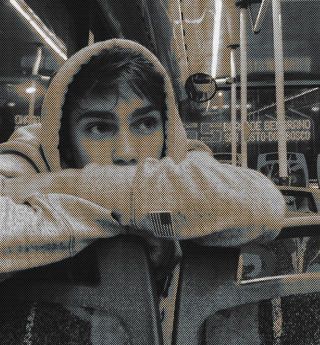 Alessandroslut's tweet photo. está  en  el  colectivo  esperando  a  algún  mayor  que  venga  a  llevarlo  a  su  casa  y  romperle  su  ojete  y  concha .  es  una  pena  que  no  haya  nadie . . .  #nsfw  #gayrol  #taboorp  #nsfwrp  #lewd  #sexrp https://t.co/gef7ulX6zf