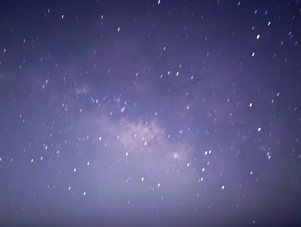 sage_astr's tweet photo. blurry milkyway 🌌 https://t.co/sCRlEESes9