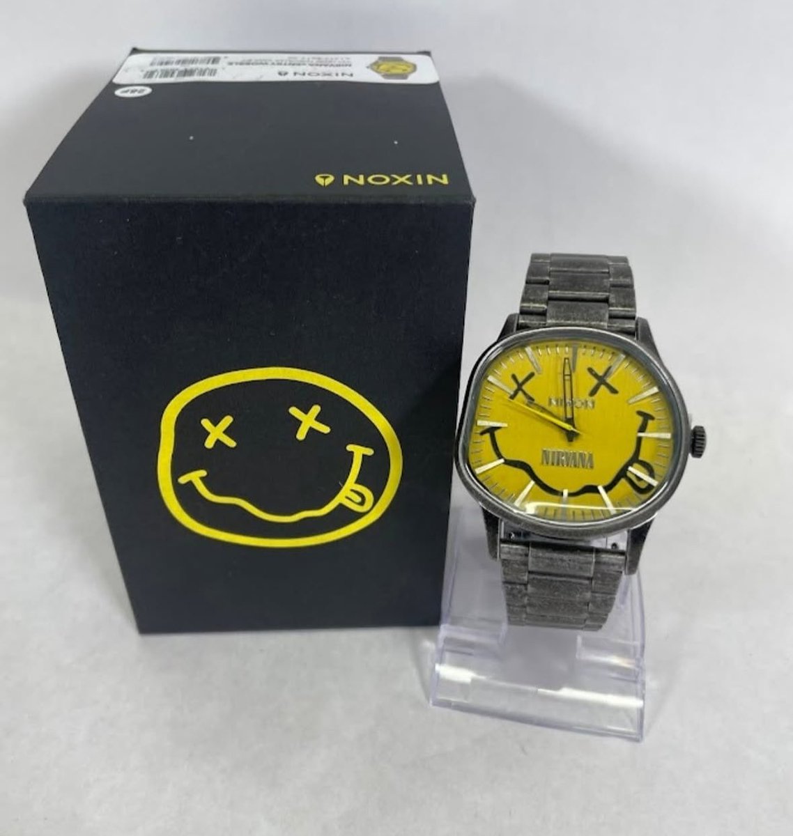 Shtreetwear's tweet photo. Nixon "Nirvana" Watch https://t.co/H7kx32HipP