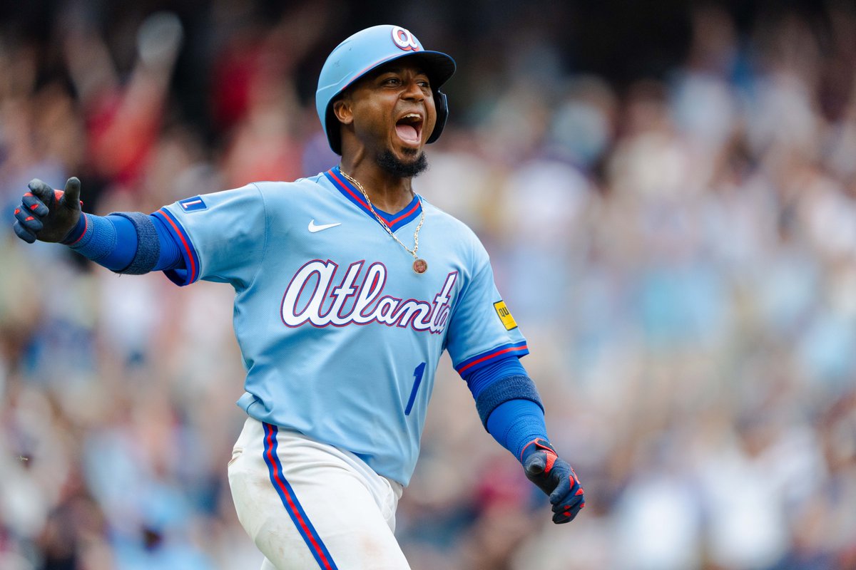 Braves's tweet photo. That's our second baseman 👏👏

⭐ https://t.co/DZR0ZYbjhX https://t.co/2DmCBWW4bG