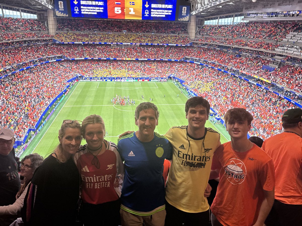 brad_rushing's tweet photo. Netherlands vs Sweden in Houston was electric.  A+ Father’s Day weekend https://t.co/qUBjoxdiSU