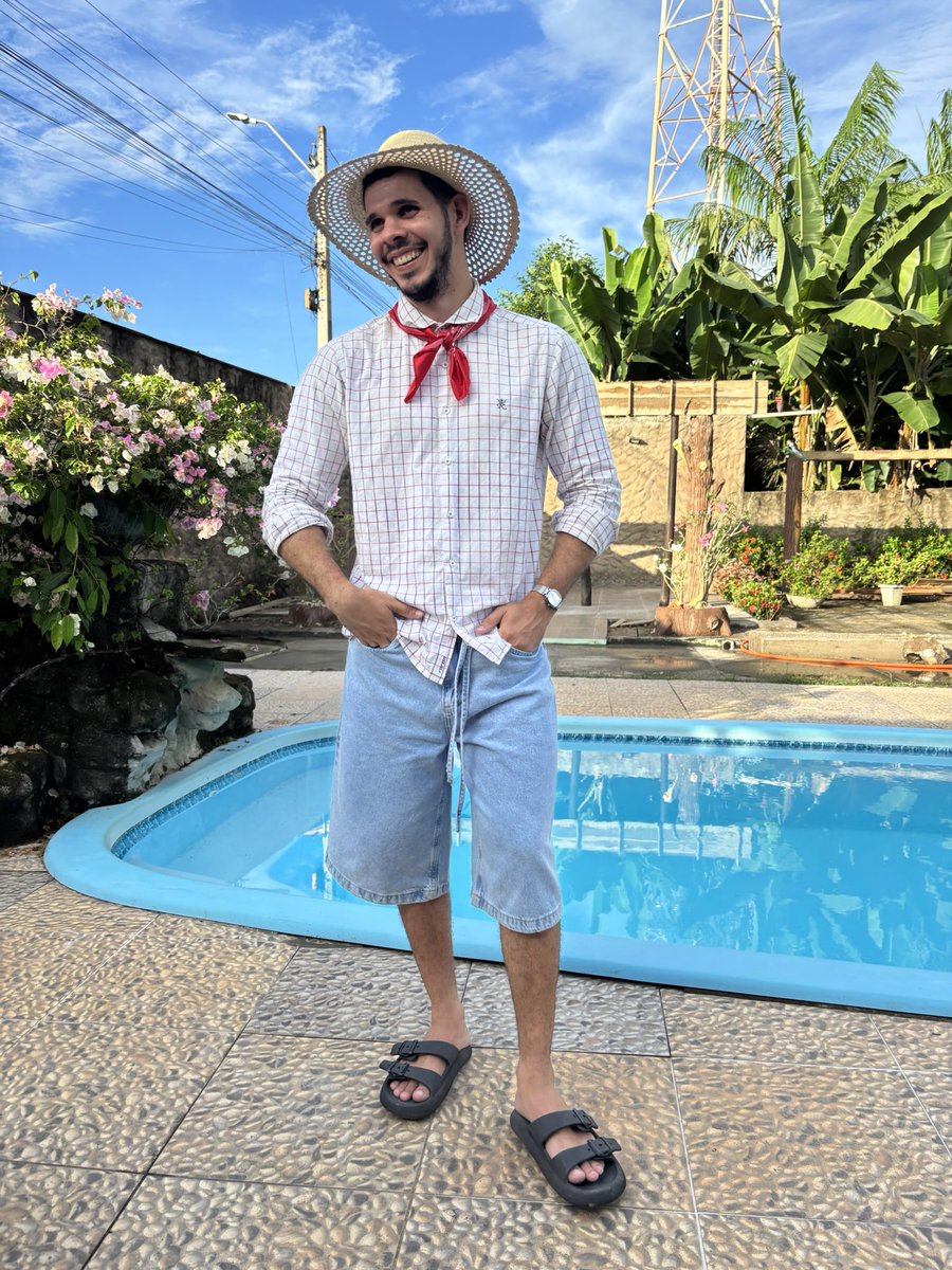cellomjr's tweet photo. São João 🤠🤠 https://t.co/HmyX5C4VkO