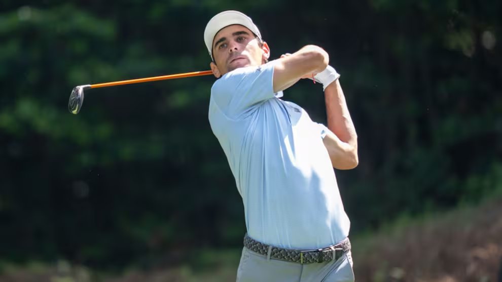 ElDeportivoLT's tweet photo. ⛳ Joaquín Niemann tiene una pálida jornada y se desploma en el US Open https://t.co/7LgNmuseVl https://t.co/tkIwlEutcU