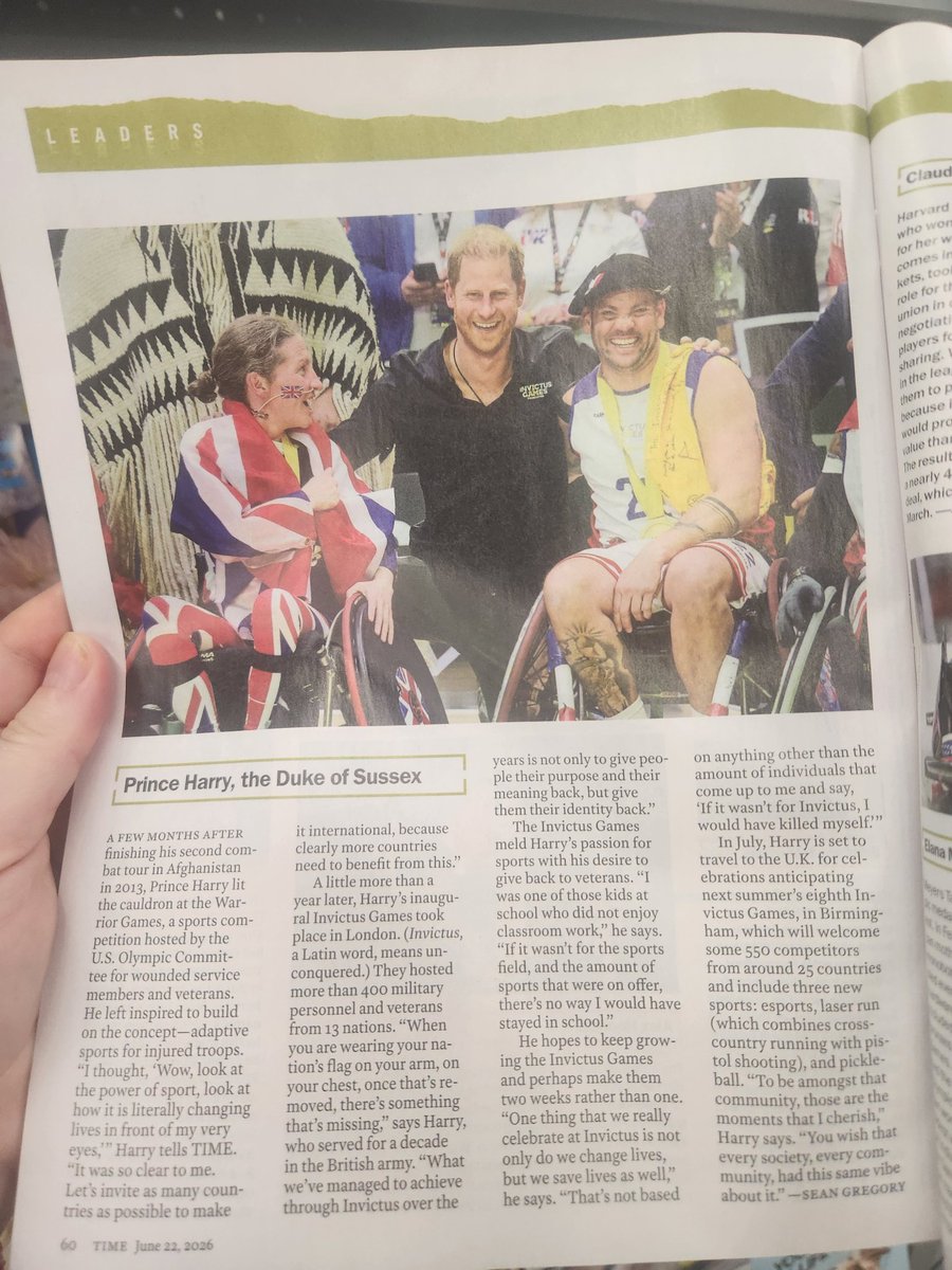 Pinka84's tweet photo. Prince Harry, the Leader in Sports. 
I saw this at my local grocery store. Took a peek at the write up and snapped a photo for us all. 
#SussexSquad #PrinceHarry #TimeMagazine #InvictusGames https://t.co/IyzGYilmaa