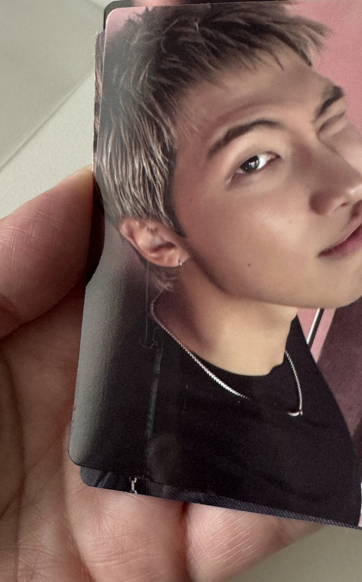 jiminshi_minie's tweet photo. Estejam preparados para receber seus cards de Arirang versão Rooted in Korea e sejam gentis com suas GOMs. 
Exemplos de pulls minhas. 😩 https://t.co/pE0SQWlEoT