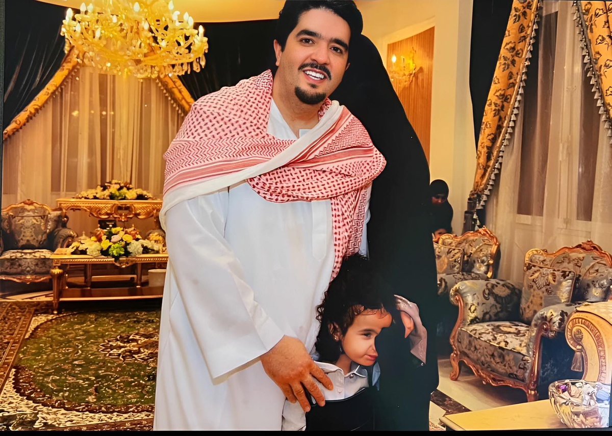 f_es's tweet photo. تقرأ عن الكرم  .. شئ رائع
تشاهده .. شئ لا يوصف ! 
#عبدالعزيز_بن_فهد https://t.co/wa5uzs3IFm