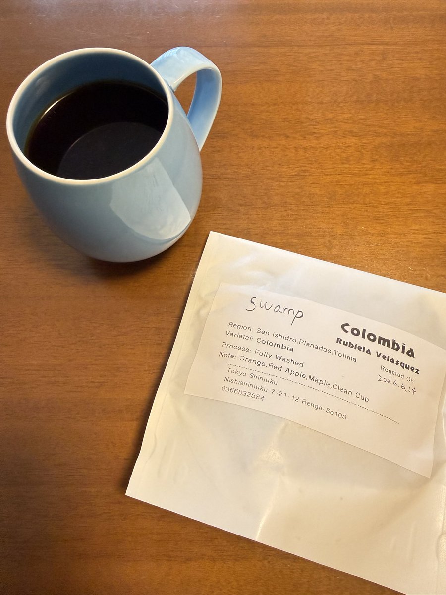 CoffeeShijima's tweet photo. Swampさん
Colombia Rubiela Velásquez Washed

せっかくneoを買ったのに余裕がなく…
昨日久しぶりに浅煎りを買ったので、10投レシピで淹れてみる
昨日お店でいただいた時は明るいオレンジでしたが、10投だとしっとり感が増し、オレンジピール、またはドライオレンジのように感じた🍊美味しい☺️ https://t.co/l6ujKsCAwL