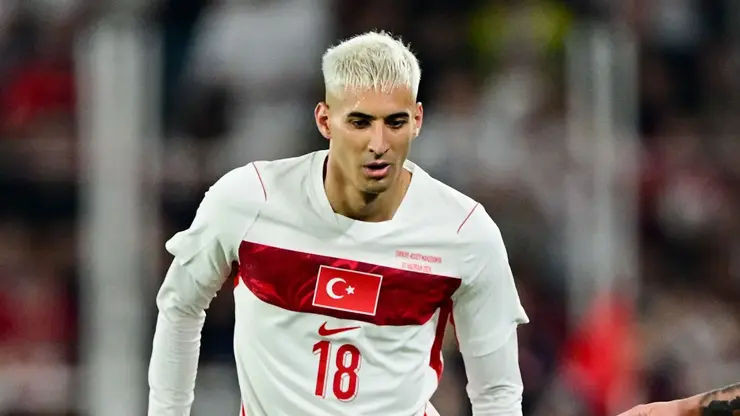 FTBLStats_'s tweet photo. Mert Müldür vs Paraguay (90 dk)  

🎯 Kilit pas: 2
📨 Orta: 5(1)
📊 Pas: 38/48 (%79)
📍 Topla buluşma: 80
💨 Başarılı dripling: 1(1)
🛡️ Savunma: 6
👟 Top çalma: 3(2)
📐 Pas arası: 1
🛑 Tehlike engelleme: 2
🔄 Geri kazanma: 6
⚔️ İkili mücadele: 7(6)
🕴️ Hava mücadelesi: 6(3) https://t.co/Q6jYGrSkAp