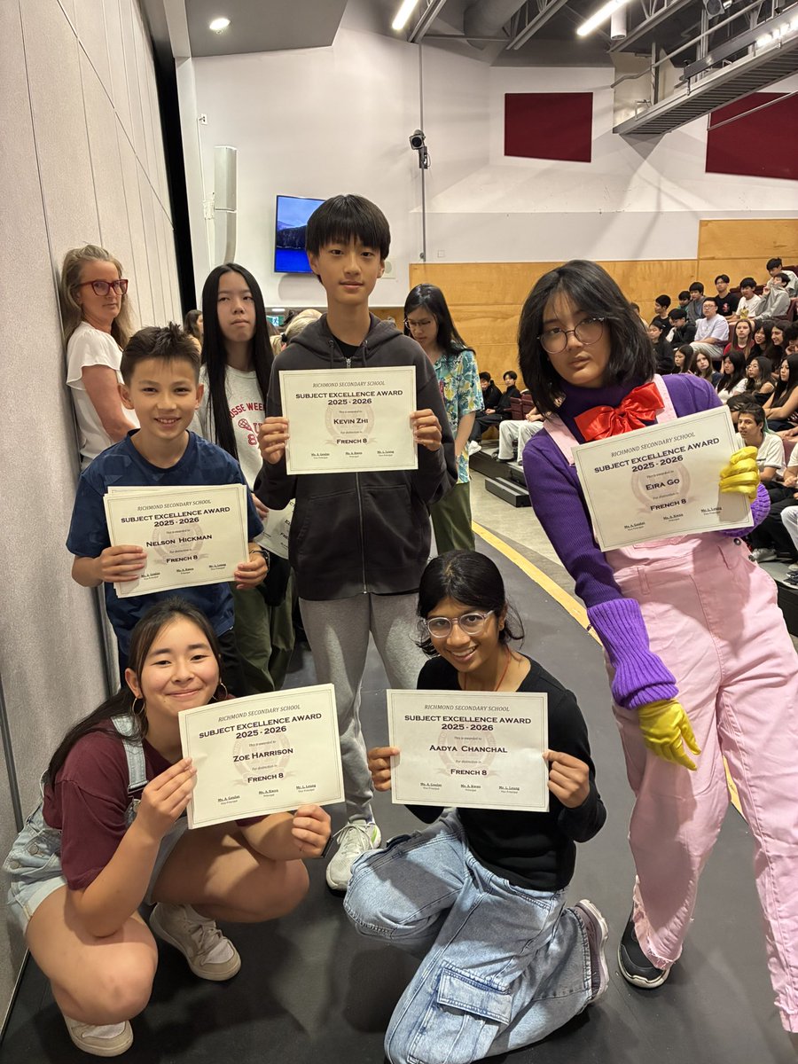 RichmondColts's tweet photo. We celebrated students’ achievement and service at our Awards Grade Assemblies. Congratulations to all award recipients and to ALL students on a successful year! Check out highlights at https://t.co/IIs4bjnGV7 and https://t.co/o3RURkFXSX. #ColtsRock😆 #GoColts♥️👏 https://t.co/h6o6QhJyxl
