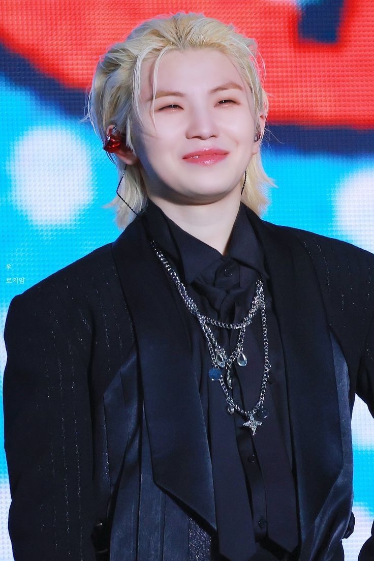svtserving's tweet photo. 266 days until Woozi's return from military service. https://t.co/XtbyEBk7he