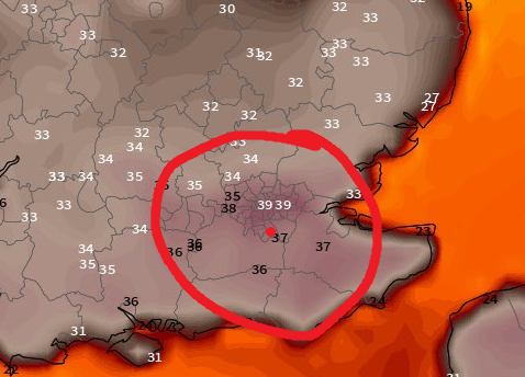 Stephen090704's tweet photo. @TheSnowDreamer Would not be surprised if London/South east get a red warning tomorrow. https://t.co/a7GQbClAgt