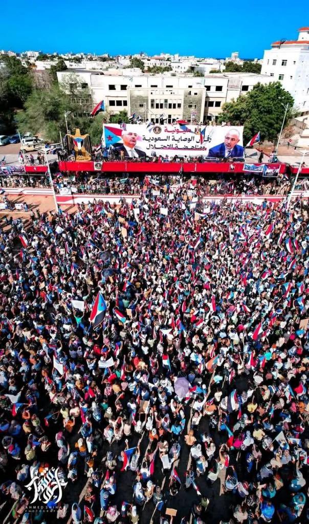 MohdTaqi11's tweet photo. كم أنا فخر بشعب الجنوب العربي 💙

الارادة والعزيمة والمعنوية عالية 👏🏽 https://t.co/1EEs5Yb5Zo