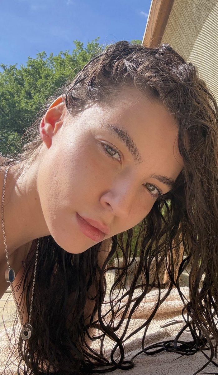 me_when_men's tweet photo. ansiosa pelo dump europeu que ela vai postar 😍 https://t.co/wzvOtgX9u1