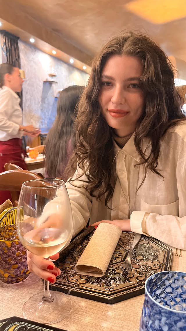 me_when_men's tweet photo. ansiosa pelo dump europeu que ela vai postar 😍 https://t.co/wzvOtgX9u1