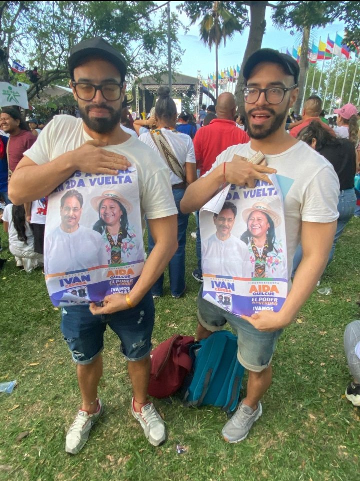 talentosvisible's tweet photo. 💪🏻🫰🏽Vamos que si se puede, por la SOBERANIA, DIGNIDAD, JUSTICIA SOCIAL Y LA VIDA.
#colombia #amor #20j
#colombianoestáenventa
#cali #colombiaseguraconiván
#cepedapresidente2026 #cepedapresidente
#cepeda #melajuegoporlavida🫰🏻 #petro #sabado #elecciones https://t.co/m9cNqeEH1d