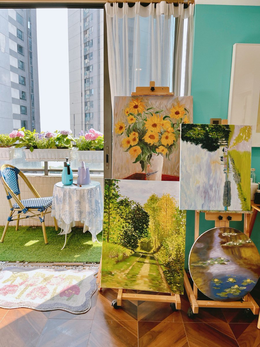 mCI9wabPN13vPj6's tweet photo. Step into a sunlit studio to feel the texture of hand-painted canvas and let creative vibes spark your next artistic adventure!， https://t.co/EDYIbVnI89