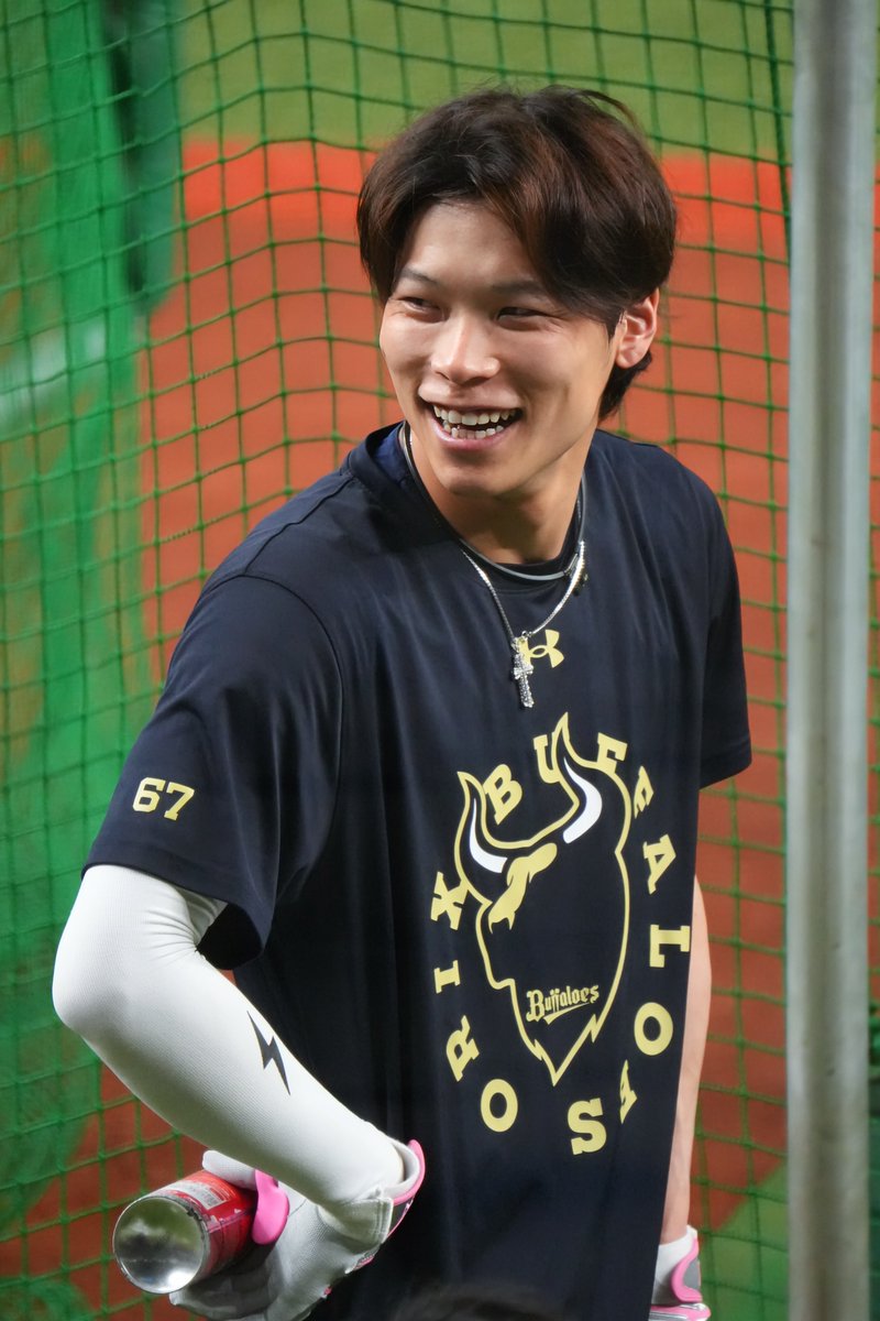 R_Bs676's tweet photo. とあることで笑ってた圭太さん😂

#中川圭太 https://t.co/xXCGseARTa