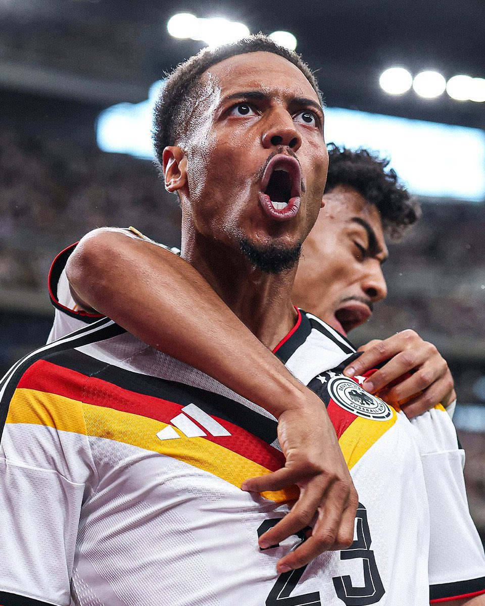 bhentenessen's tweet photo. FELIX NMECHA

25 years old
190cm 
32.7km/h top speed in the UCL 25/26 season
Nagelsmann concluded he is better than Stiller, Goretza, Stach, Gross

He has been consistent over the last 2 years. I would take him as Enzo’s successor.

#sa #NEDSWE #FIFATrending https://t.co/lAMBWHknJ8