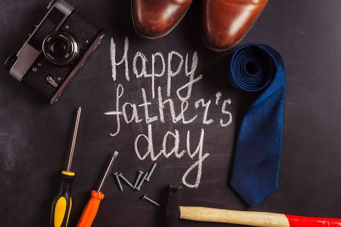 DannyMorley2's tweet photo. Happy Father’s Day.🍻🍻🍫🍫🪜🪜🎊🎊 https://t.co/WETs9SFs9Q