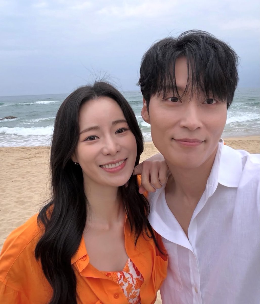 uradiantseason's tweet photo. soulmates in every universe https://t.co/Xjd7meLILN