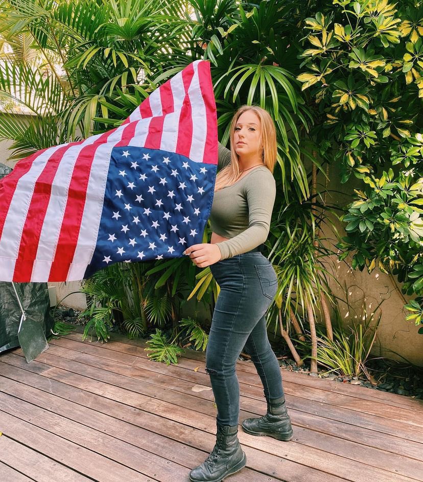 kimberlyhitchin's tweet photo. Proud to be an American…🇺🇸❤️ https://t.co/CE377TUvNh