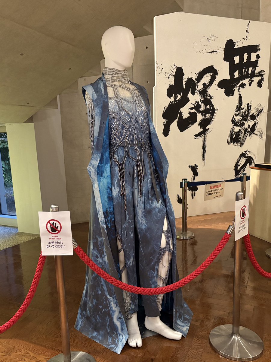 peacox2's tweet photo. 6/20(土)
『ハムレット』観劇⚔️

以前から観てみたかった市川染五郎さんの舞台。今回その願いが叶いました✨

シェイクスピア四大悲劇の世界にどっぷり浸り、翌日になった今も余韻が続いています。

柚香光さんのオフィーリアも美しくて素敵でした🌹 https://t.co/VTqApd5P7M