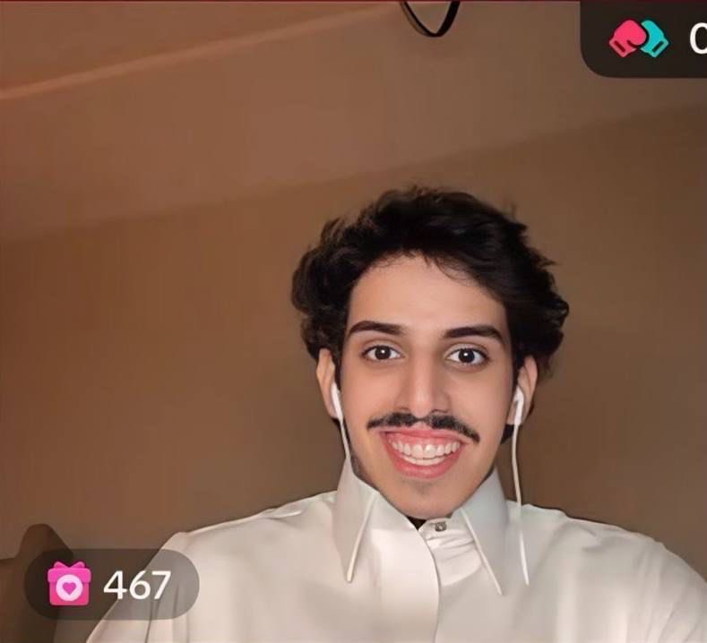 JHS49x's tweet photo. ويحده جُزء كبييير من يومنا كلنا اذا م تدري وصارت تخصك انت حتى لو جاء يوم ومابثيت فيه تكون مُخصصه لك انت🤍🤍🤍🤍، ويحده الساعه السعيّدة ومابعدها بيومنا كله انت شخص واحد بينما الي ينتظرون الـ ويحده عشانك ملاييين🤍🤍🤍🤍🤍شكراً لك يا انس 🤍
@anas_266 ||#انس_المطيري https://t.co/uKcKGTigHQ