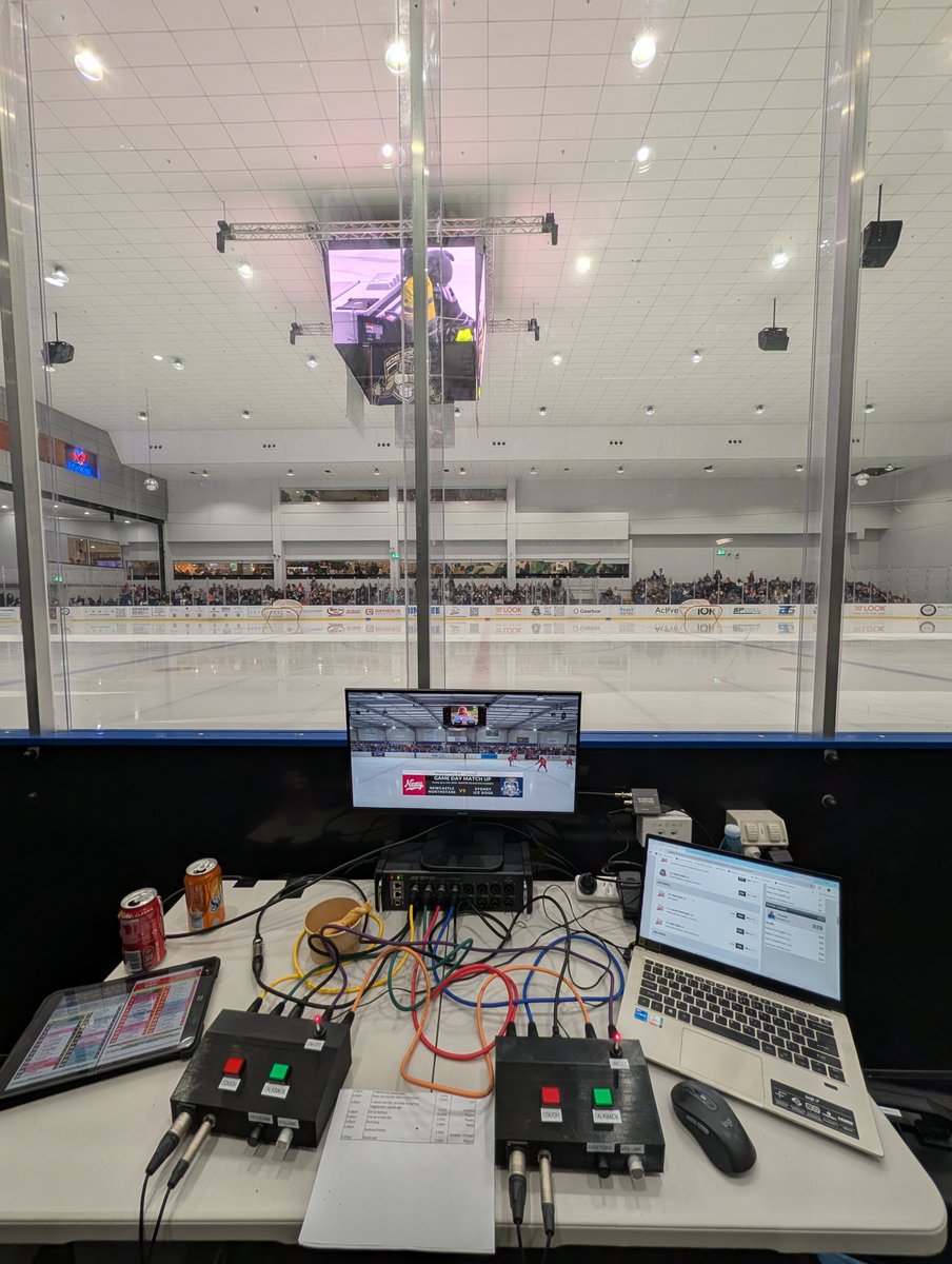 thisisdoogie's tweet photo. Commentating an @ESPNAusNZ broadcast for some Saturday night @AIHL action in Sydney.

That's done ✅ https://t.co/Jwj69qR07o