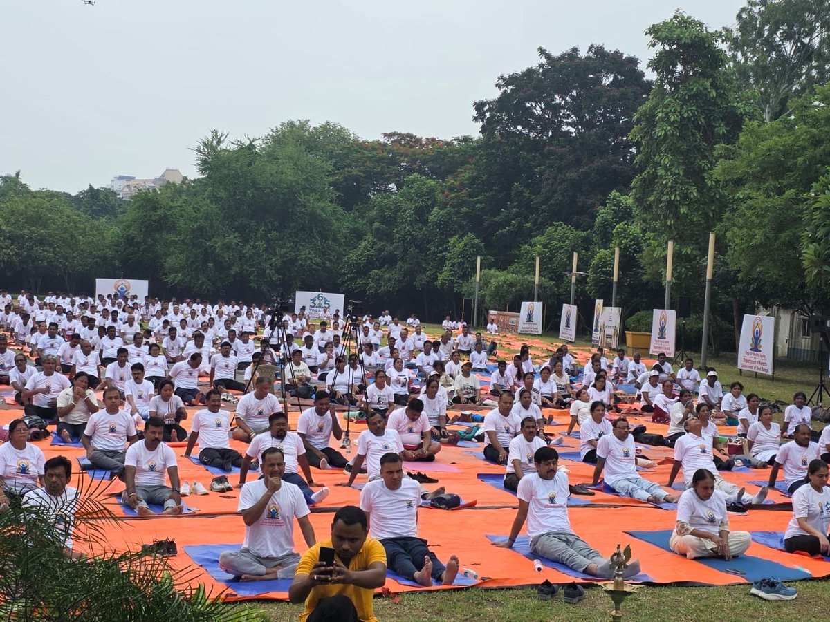 wbdhfw's tweet photo. Healing Through Nature: Central Park, Salt Lake Hosts IDY 2026, Forest Department

#InternationalDayofYoga2026 #Yoga365 #VandeYog #IDY2026 #GangaYogaMashal #InternationalDayofYoga #WBHealth
@moayush
#IDY2026 #IDY #InternationalDayofYoga #InternationalDayOfYoga2026 #HarGharYoga #PMKeSaath #VandeYoga #GangotriseGangasagar
