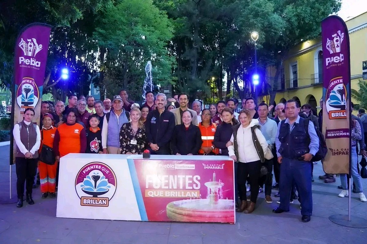 ElPatoMerlinOf's tweet photo. @pepechedrauimx @Servicios_Pub @ClementeGomezM ⛲🌟 Las fuentes iluminadas le dan una imagen muy agradable a Puebla. Da gusto ver que se trabaja para mantener los espacios públicos en mejores condiciones. https://t.co/bO0kb1pmyd