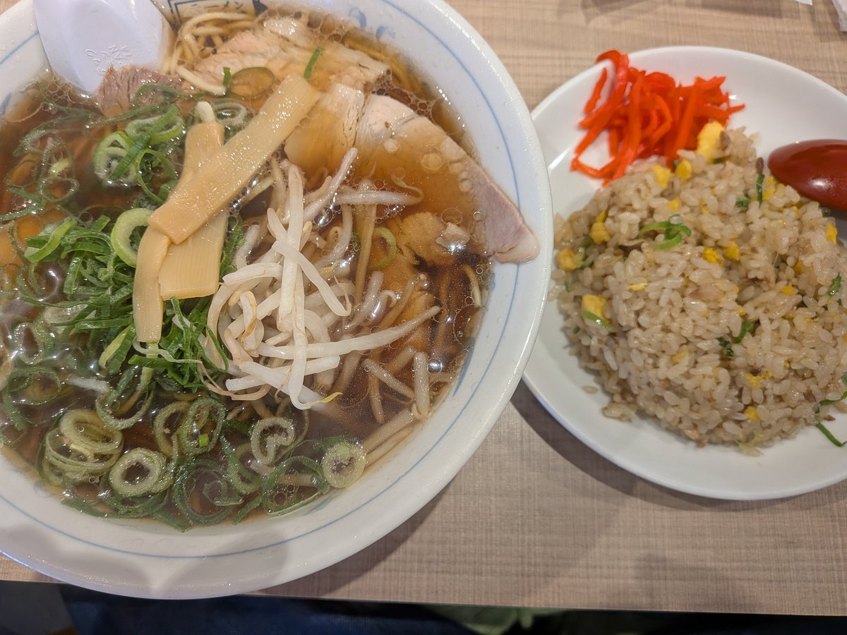 ツリヲ tweet media