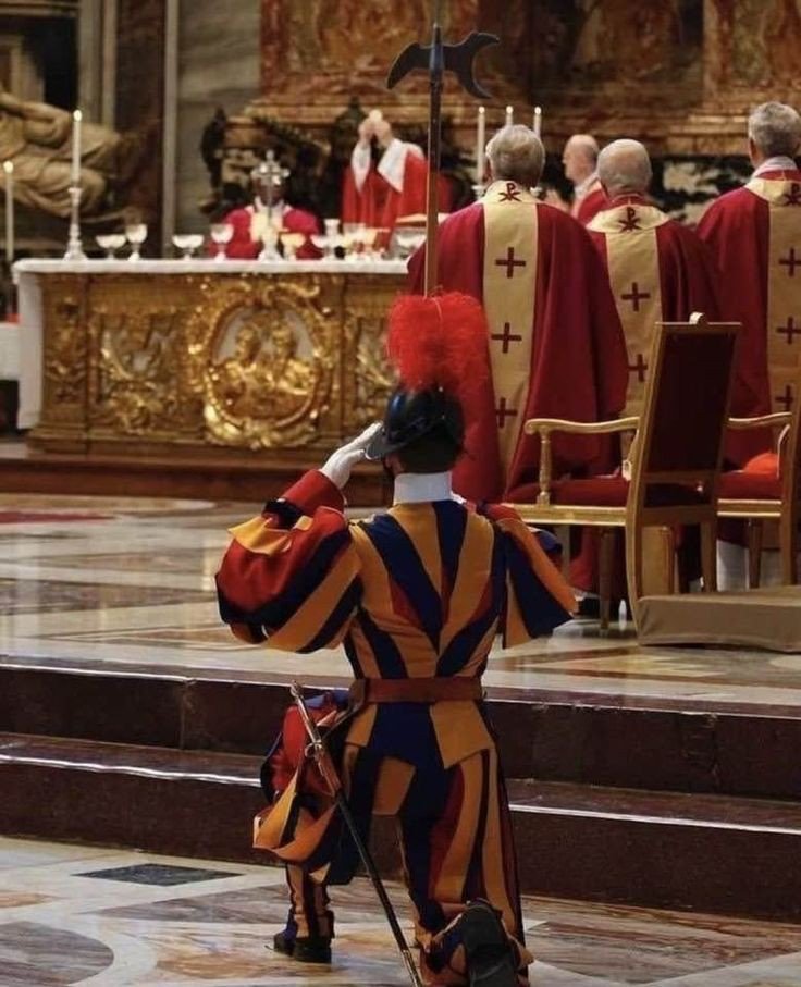 JustAdaugoijele's tweet photo. The Eucharist is the heart of the Church https://t.co/7Dv1E05ZmD