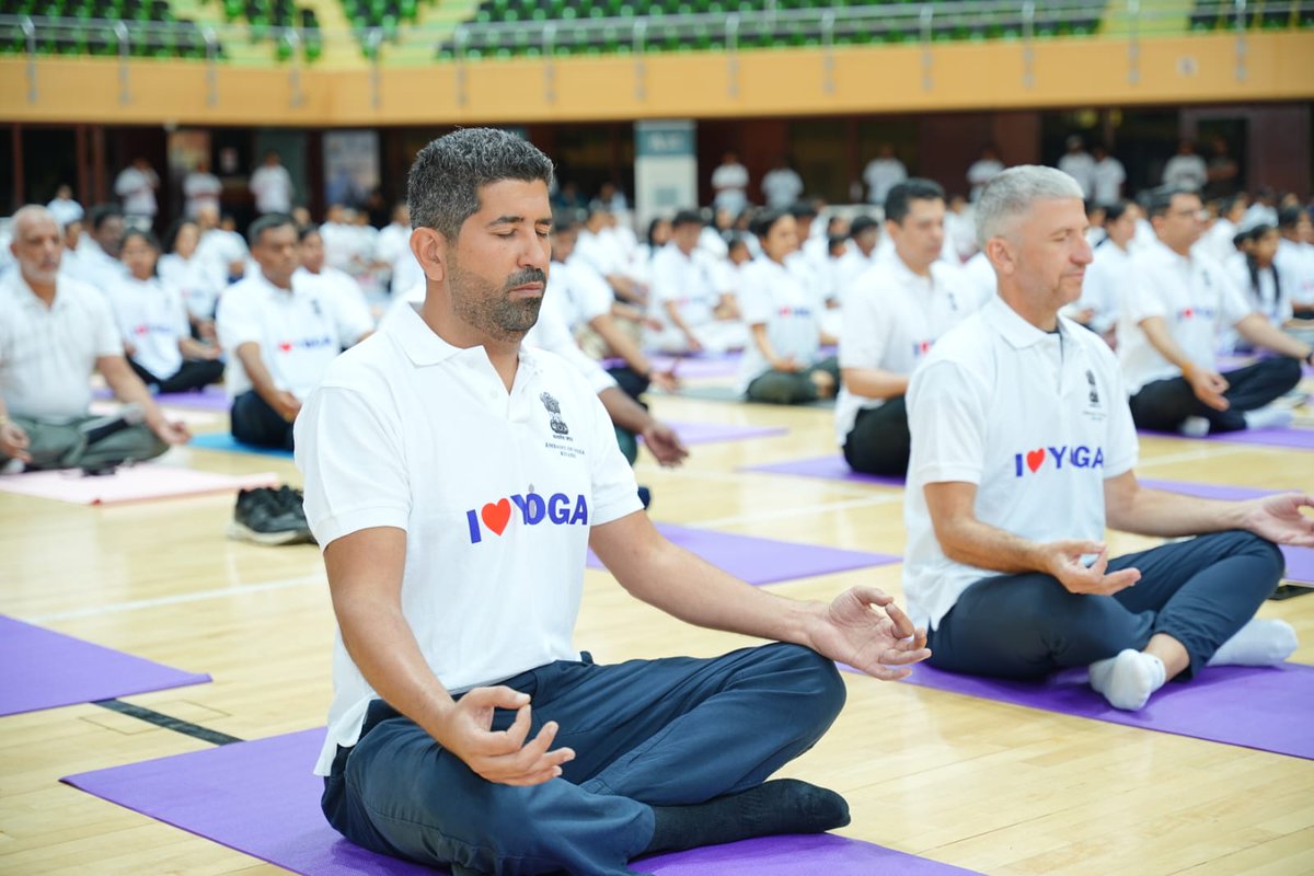 ddnewsSrinagar's tweet photo. #InternationalDayofYoga draws strong participation across Saudi Arabia. #YogaForHealthyAgeing #InternationalDayOfYoga2026 https://t.co/72aoYVnjyV