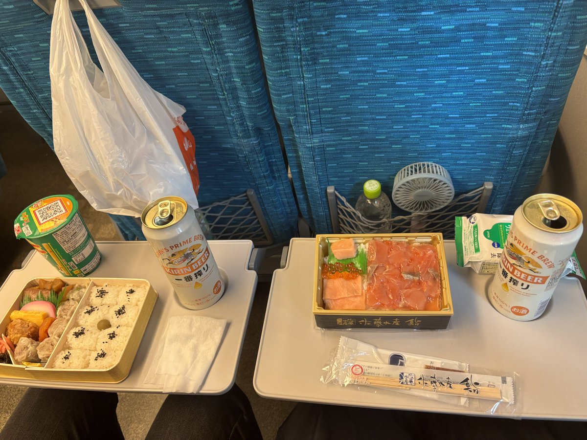 _oOerm_'s tweet photo. 新幹線乗る時は駅弁が楽しみ🚅💨 https://t.co/Ti0TLu5Vw7