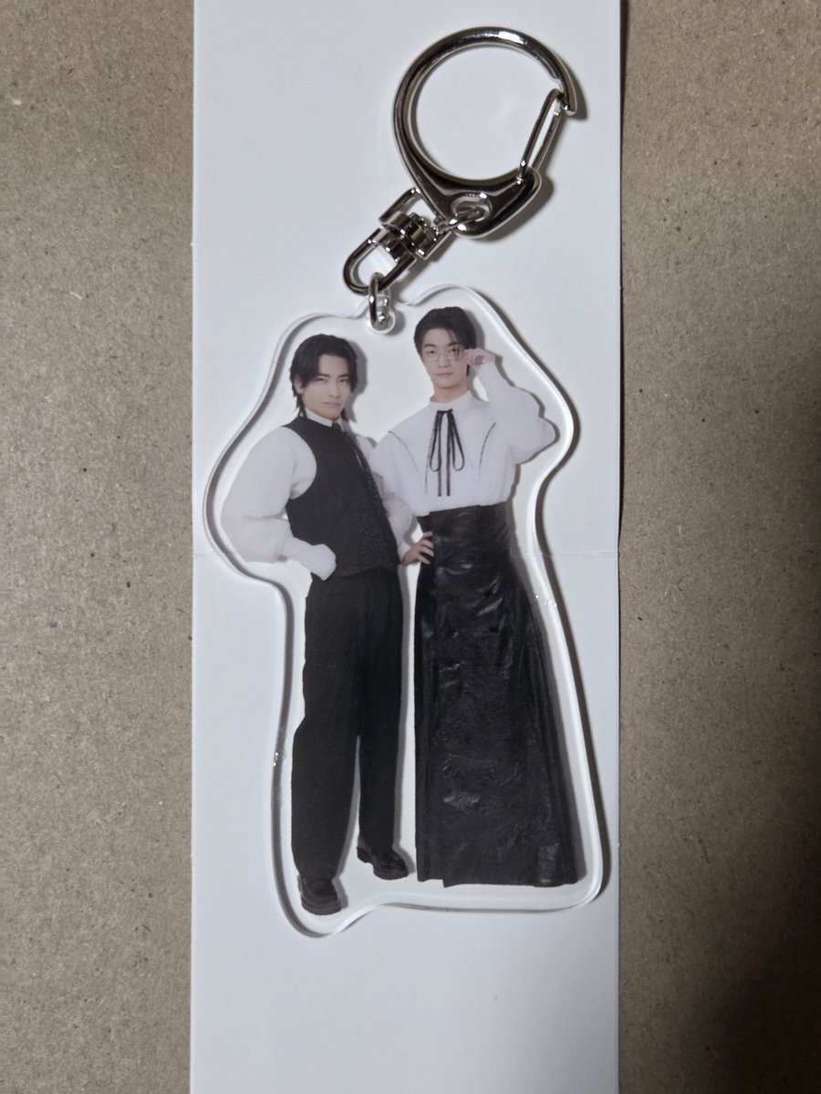 rin_20nk's tweet photo. 原因は自分にある。 仮の現 グッズ ペアアクキー 交換

譲  武藤吉澤
求  小泉桜木

7月4日、5日 手渡しにて交換希望
お心当たりのある方、お気軽にお声掛けください https://t.co/mEZhnaaHaE