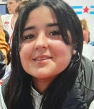 desaparecidaorg's tweet photo. Nataly desapareció el 19/6/26 en Rafael Calzada, Almirante Brown, Buenos Aires. Vestía campera Jordan violeta, buzo gris, pantalón jean gris y zapatillas 47 Street verdes. Avisar #Urgente a la mamá (Verónica) ☎️11-39047551, o al 911

#RafaelCalzada #AlmiranteBrown #BuenosAires https://t.co/i9ofSpctxR