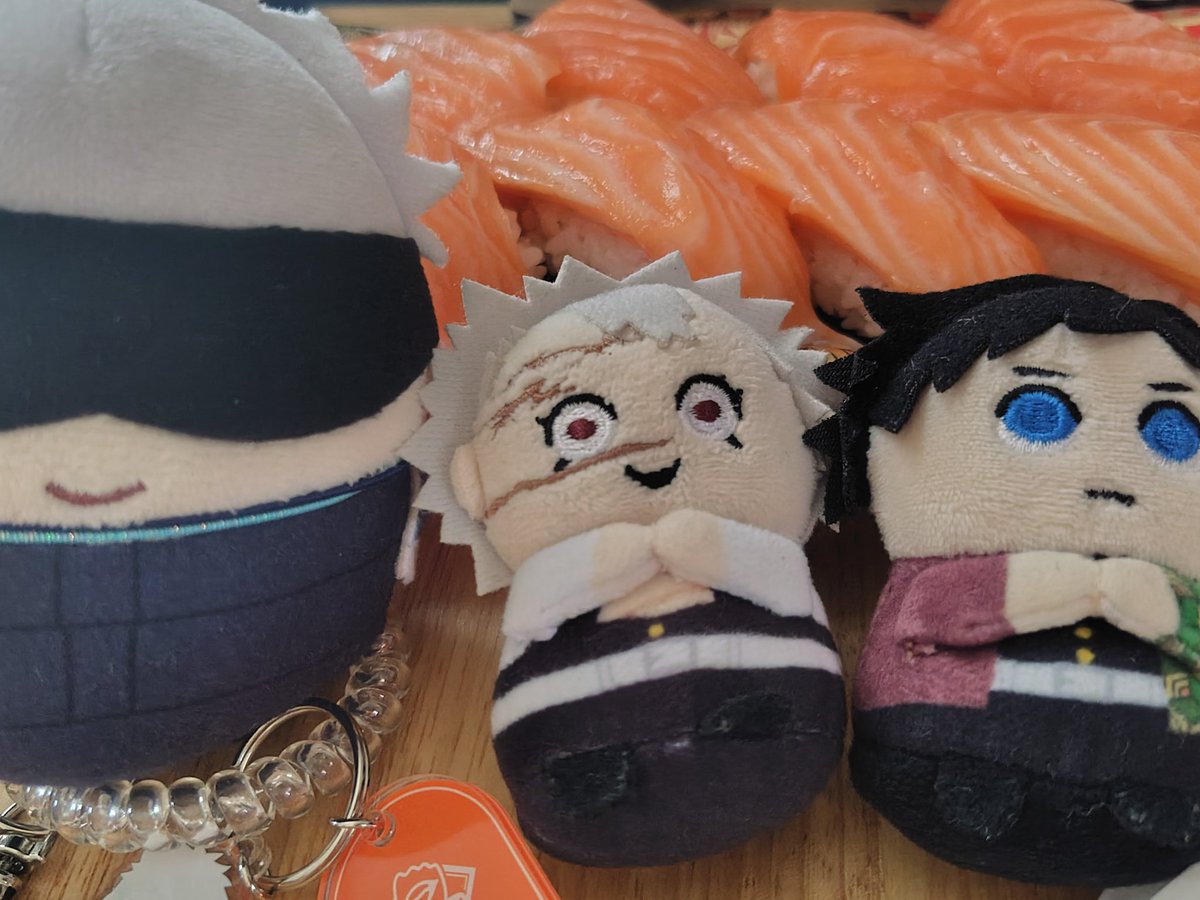 SAILING_SHIP_'s tweet photo. 今日はどうしてもサーモンの寿司が食べたくて…！！ https://t.co/JlvjKLlAbA