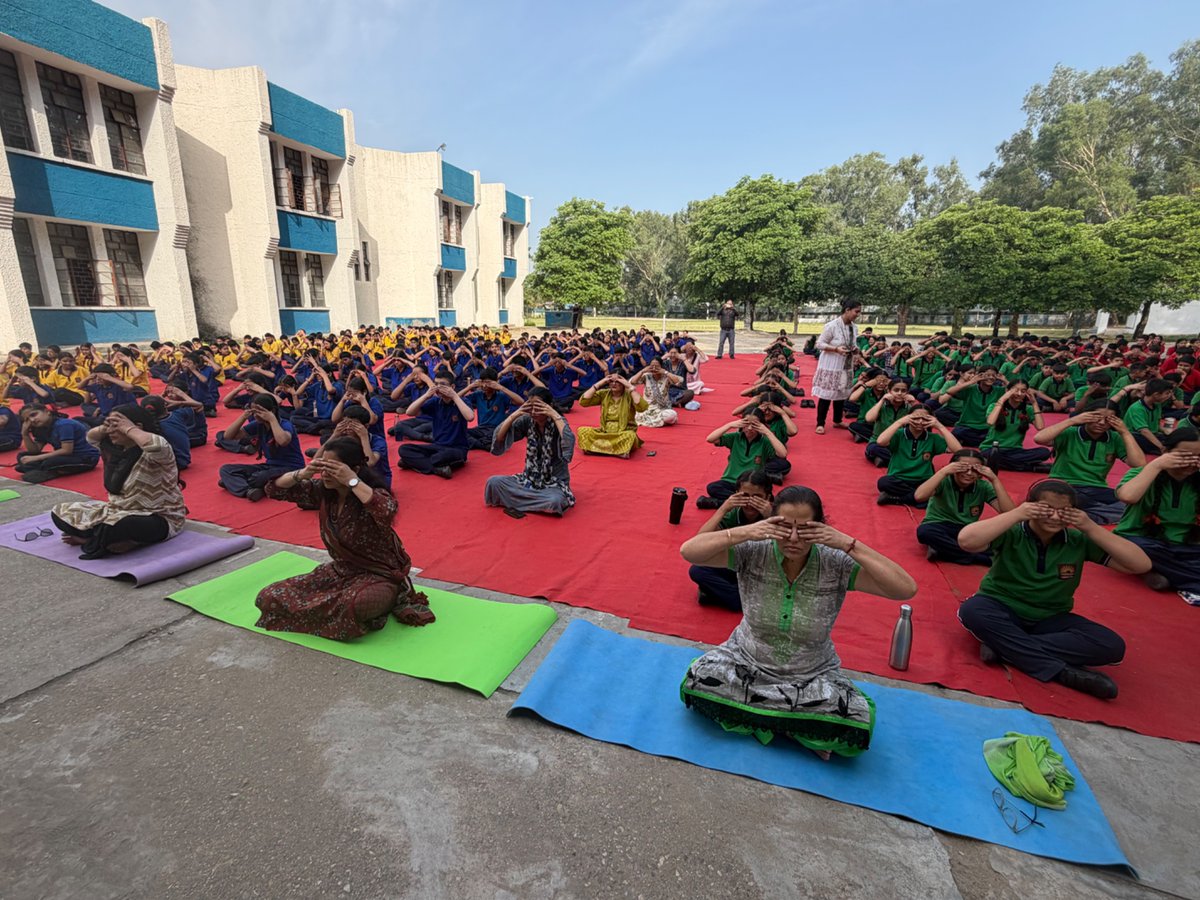 KBantalab's tweet photo. Happy #InternationalYogaDay2026!
A day of mindfulness, fitness, and positivity! Our school proudly celebrated International Yoga Day 2026, inspiring students to make yoga a part of their daily lives. 🧘✨ #InternationalYogaDay# Yoga for Healthy Ageing
@KVS_HQ 
@kvsrojammu https://t.co/Nopg2I2asQ