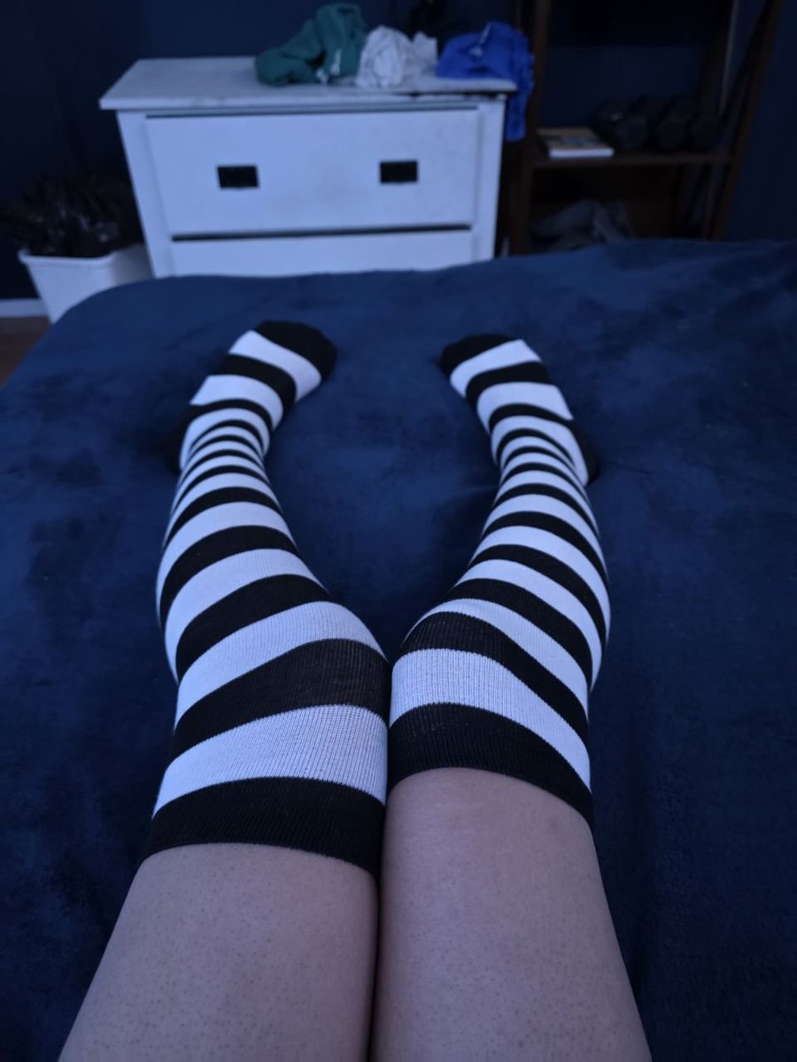 Femboy584603's tweet photo. I need more money to buy my stuff lol
#femboy https://t.co/tOmz1pJ1DY