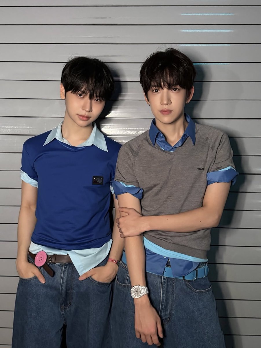 churanghae_'s tweet photo. 일등이등가나디들 요즘폼이좋네요 https://t.co/v3nSA1tBti