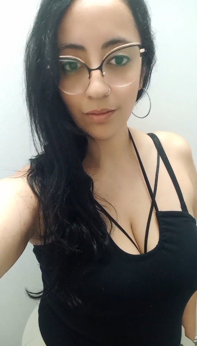 dhaniela86's tweet photo. Hay etapas que terminan sin avisar.
Y aunque duela, la vida siempre encuentra la manera de seguir. ✨ https://t.co/RuM8zCdkMC