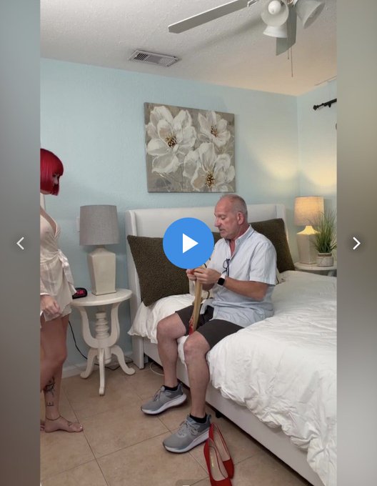 Eli Thomas FetCon 2026 - 2 pic. Things you get in VIP, you don’t in my Free. Today’s weekend Behind the Scenes update if over 30 minutes of BTS. @SamanthaSinzxo My VIP is still 80% off. https://t.co/yR6L4Bp9Ep https://t.co/BgYL3BZurr