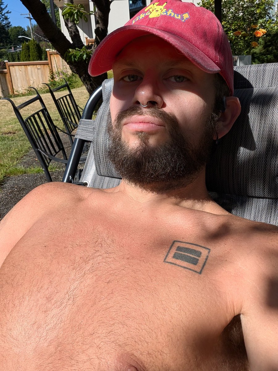byesies_'s tweet photo. my saturday https://t.co/MIKdbgH5Of
