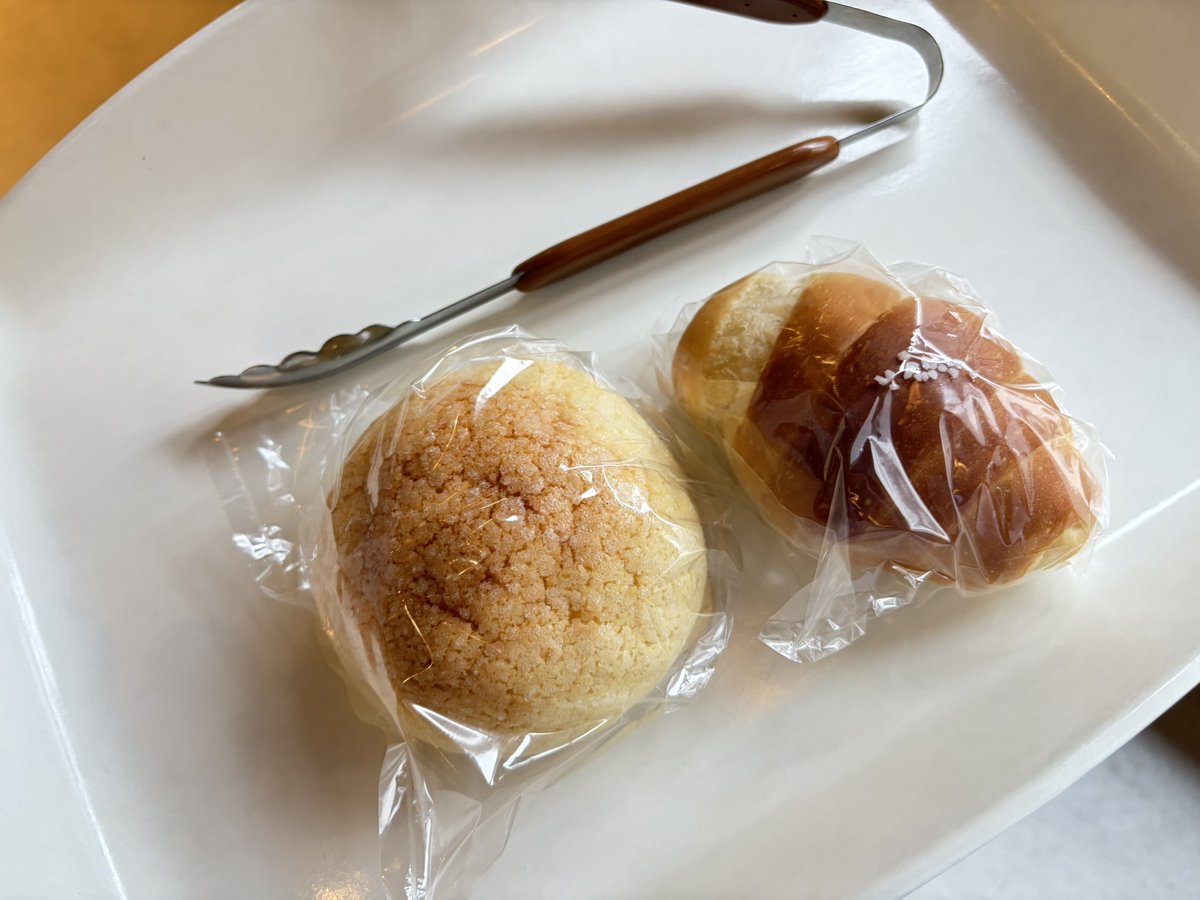 SJoejp's tweet photo. 日本のパン屋さんは洒落てますね♡

📍 珈琲とパン ふたつ / 福岡県福岡市中央区白金1丁目8-10 https://t.co/IKVP96Epzh