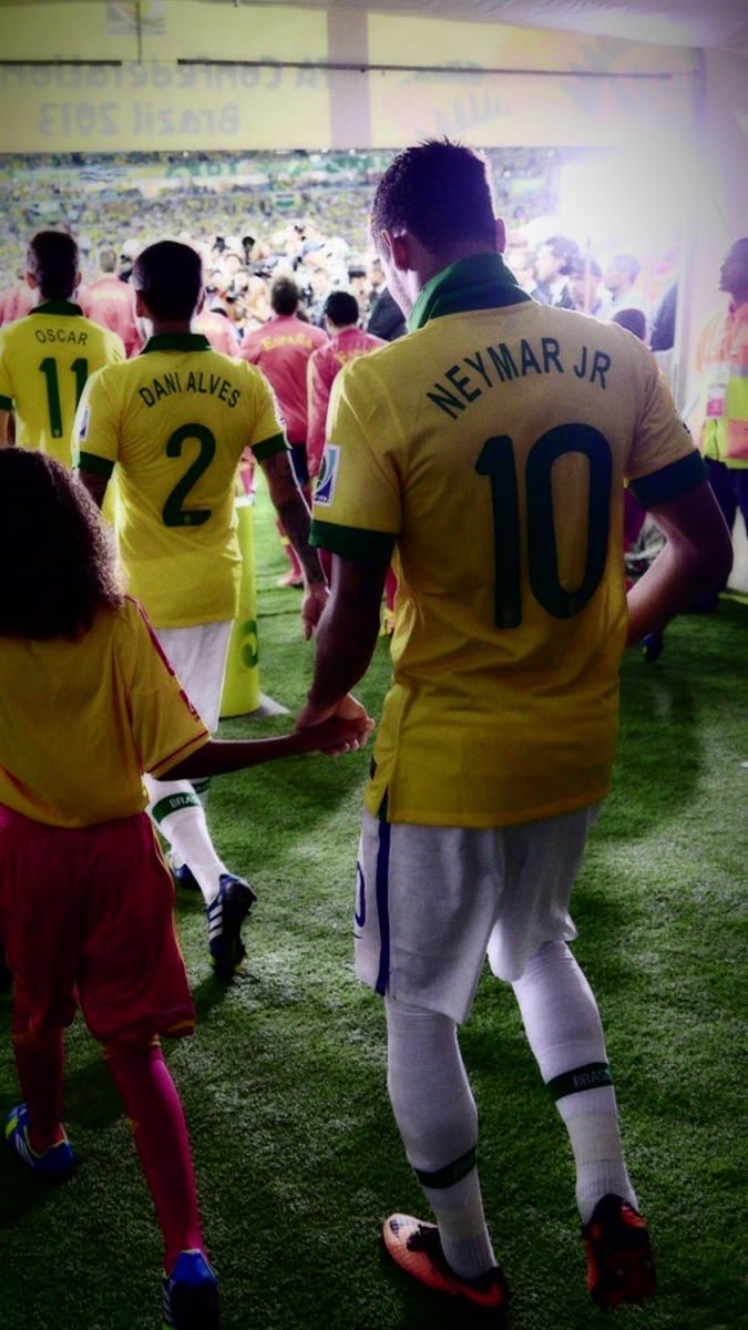uzrtii's tweet photo. Neymar is back 
💛💛💛.. https://t.co/DKGVn5TAEP