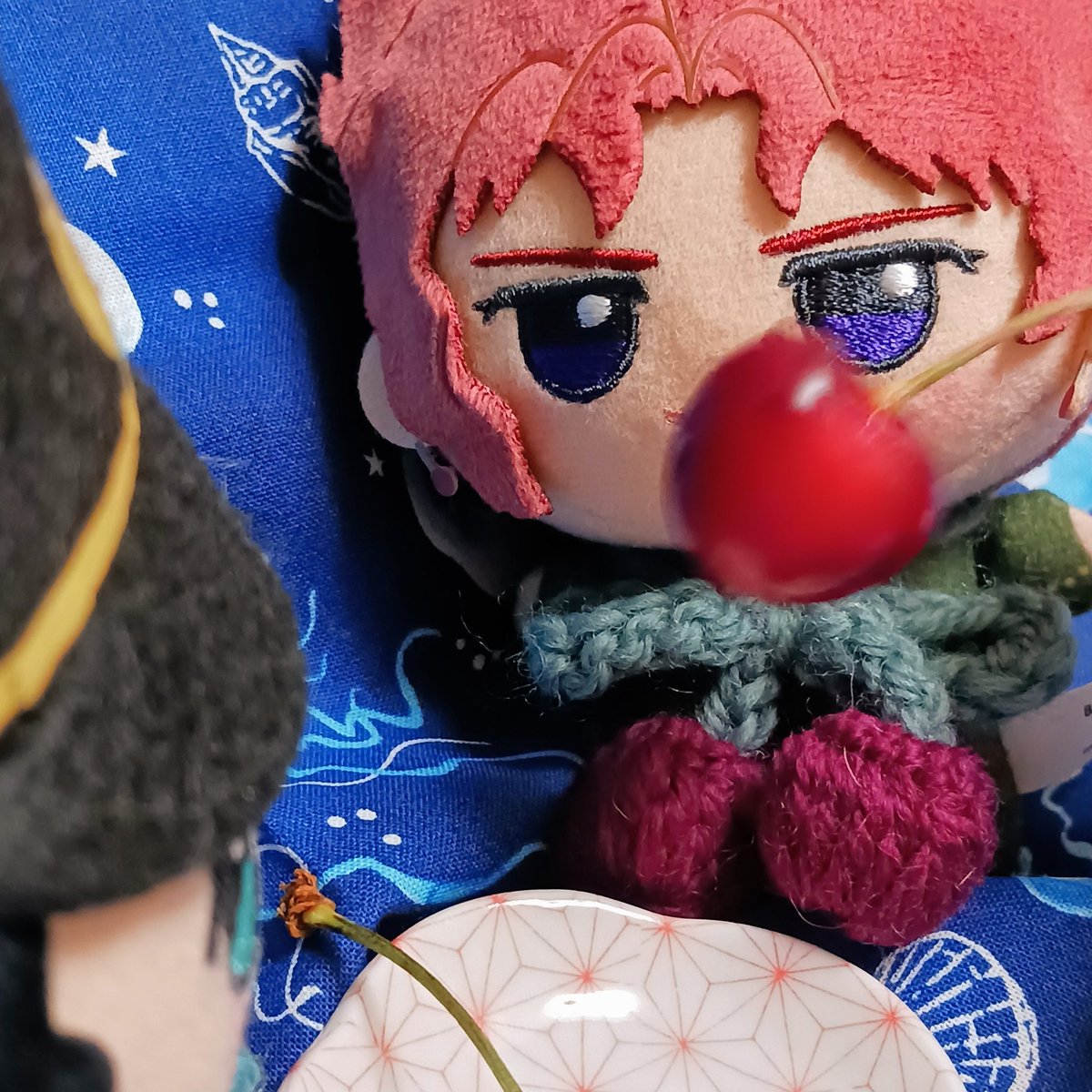 umechi86's tweet photo. 🍒JOJO、そのチェリー食べないのか？
がっつくようだがぼくの好物なんだ…くれないか？
︎🌟ああ
🍒サンキュー     レロレロレロレロ
︎🌟ッ！……やれやれ… https://t.co/720OUEletX