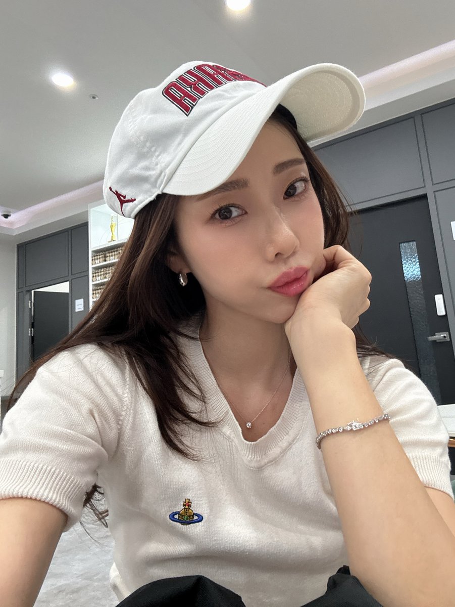 ElleUnique's tweet photo. Hi  I currently work here and earn $30 a day https://t.co/7lzIbblJ3K