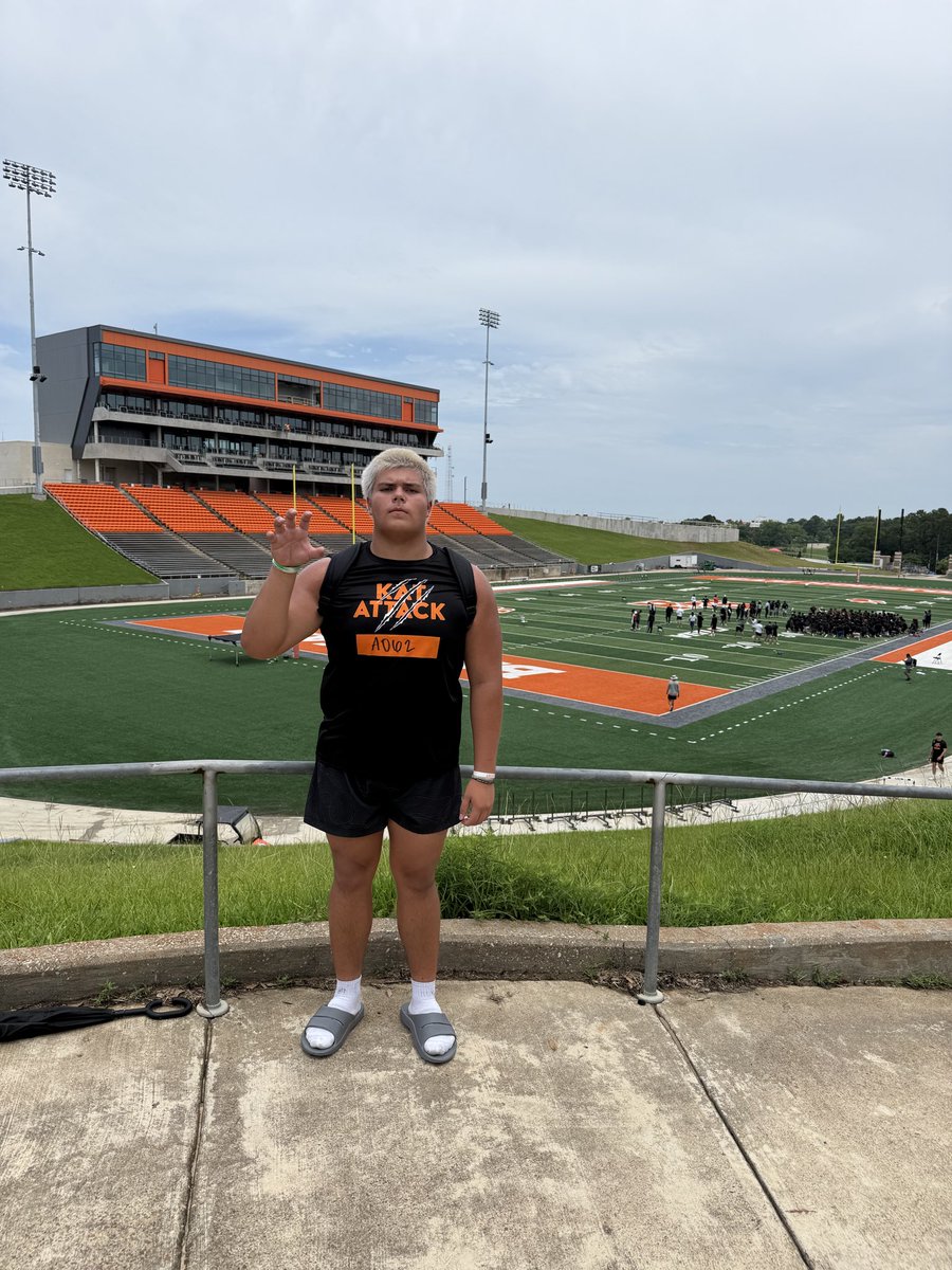 Cameronkunath53's tweet photo. Had an amazing time competing today at the SHSU Kat Attack. Thanks to all the players and coaches who put it on and helped better my game for the fall. #gokats #LFAW #HWPO #LakeCreekFootball

@CoachBence @LCCoachMel @CoachRTurner_ @LakeCreekFBall @IronWillSC @Cord3l_64 https://t.co/Z1pia0Z8CP