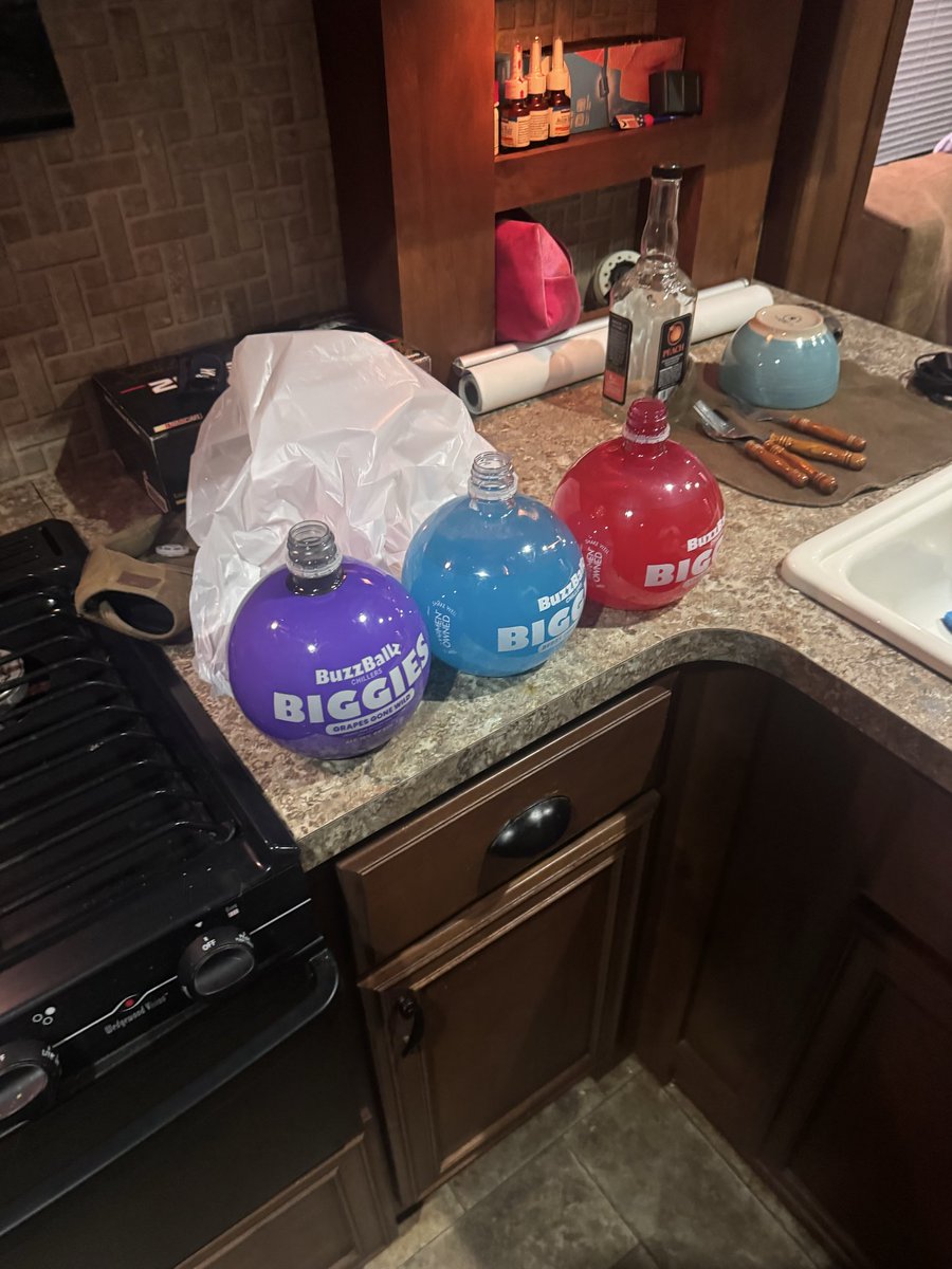 stolen64's tweet photo. 👅👅 https://t.co/aUyJKuNafb
