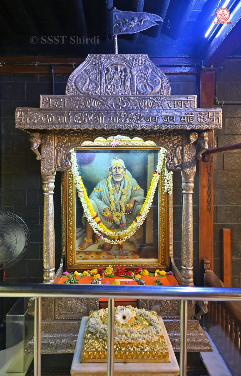 SSSTShirdi's tweet photo. *!! ॐ साई राम !!*
*श्री साईबाबा संस्थान विश्वस्त व्यवस्था,शिर्डी*
*!! ॐ Sai Ram !!*
*Shri Saibaba Sansthan Trust, Shirdi*
≈≈≈≈≈≈≈≈≈≈≈≈≈≈≈≈≈ 
*आरती :- शिर्डी माझे पंढरपूर*
*रविवार २१ जून २०२६*  
*Aarti :-Shirdi Majhe Pandharpur*
*Sunday 21 Jun 2026* https://t.co/Gsa1bfzEgi